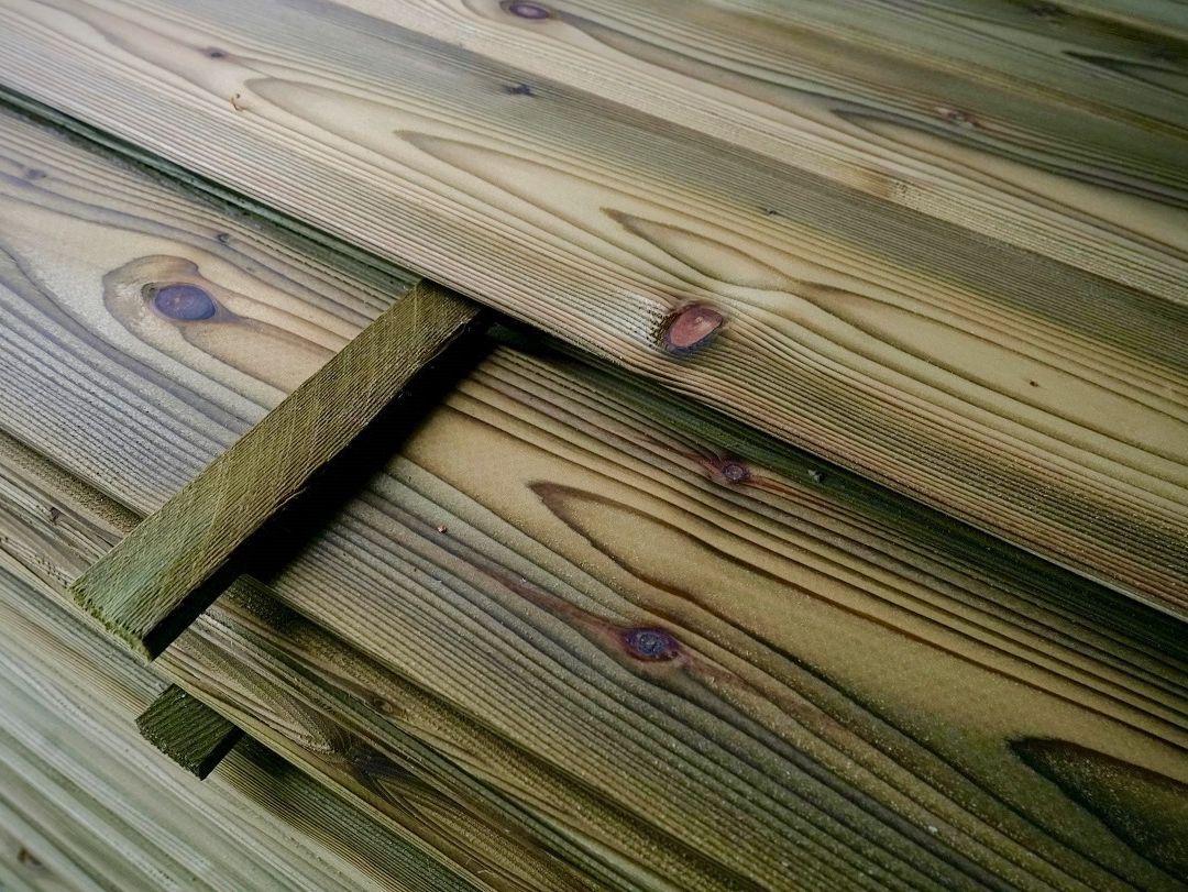 Bois Ril – articles et produits en bois imprégné sur mesure pour construction, mobiliers et aménagements extérieurs en Suisse